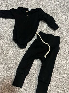 Little one shop - Black Baby Jogger Pants with matching top